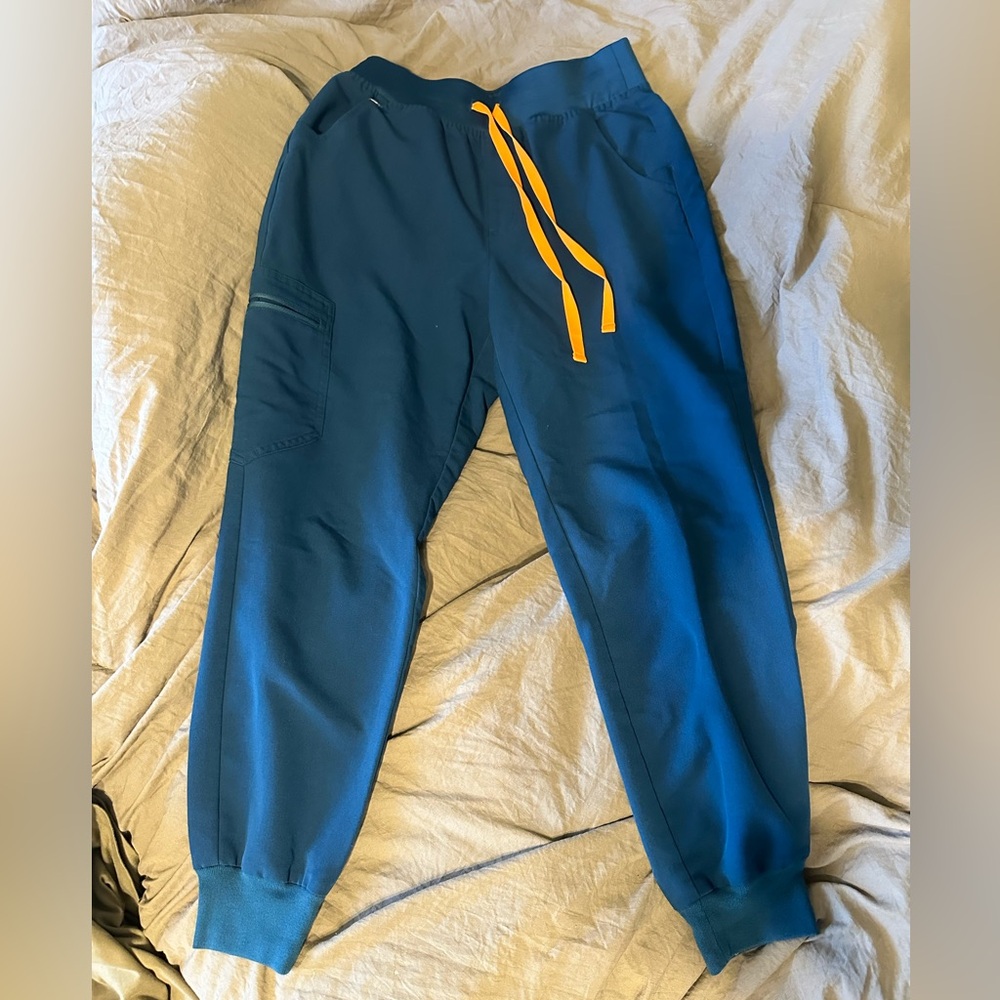 SOLD Figs Deep Reef Zamora High Waisted Scrub Pants